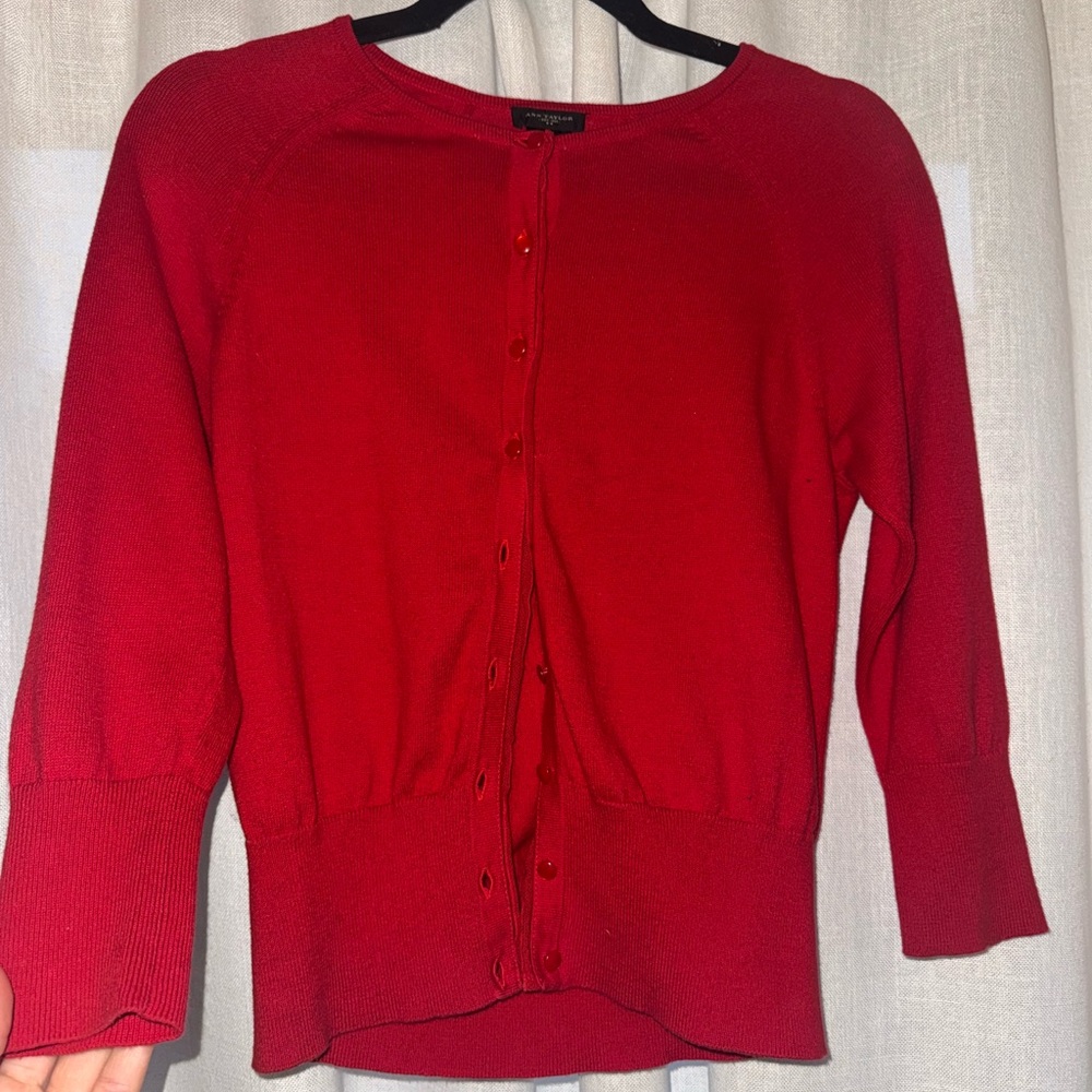Ann Taylor Red Three-quarter sleeve cardigan - Size S